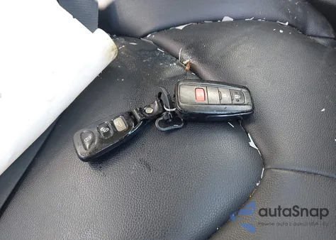 2021 Toyota Highlander Xle from USA, damaged, VIN 5TDGZRAH5MS530741